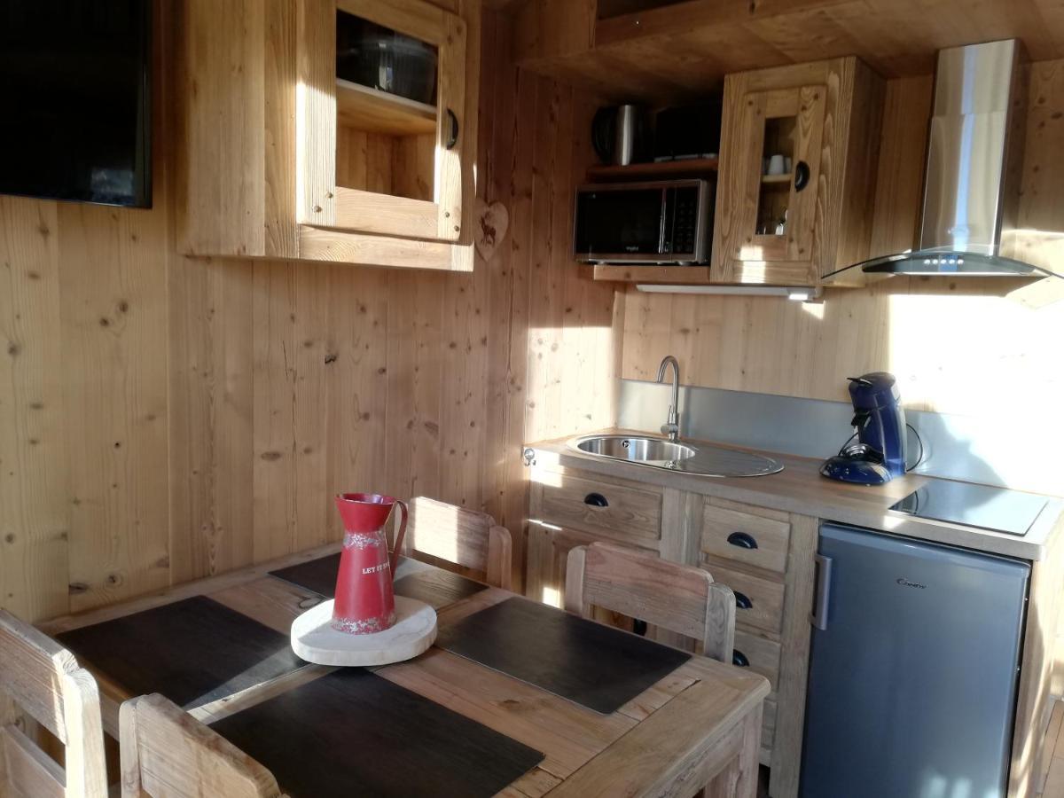 Ma Cabane Des Hautes-Alpes Saint-Julien-en-Champsaur Exterior photo